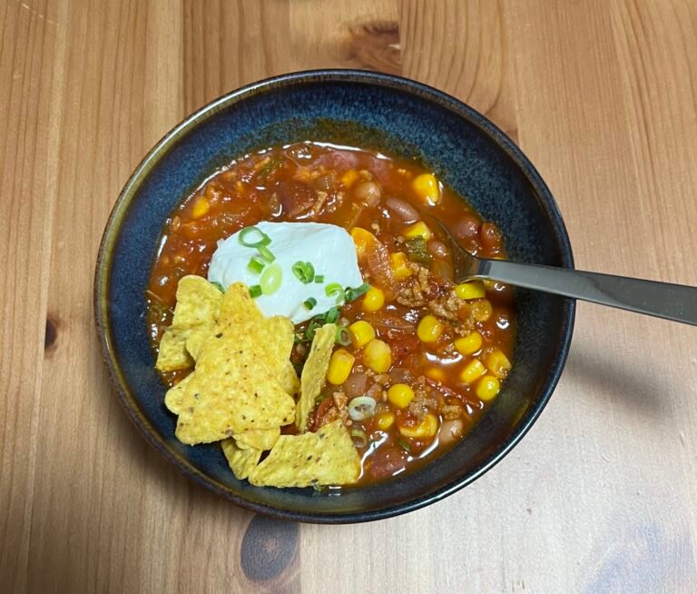 hearty weeknight chili